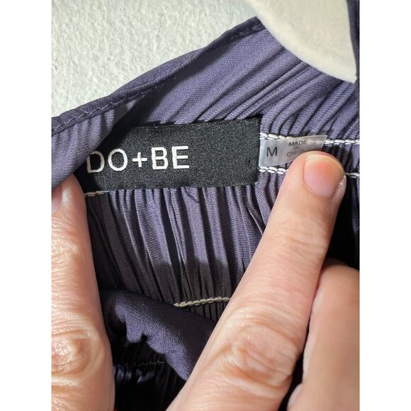 DO+BE Gray Smocked Mini Dress Sz M - Picture 3 of 3